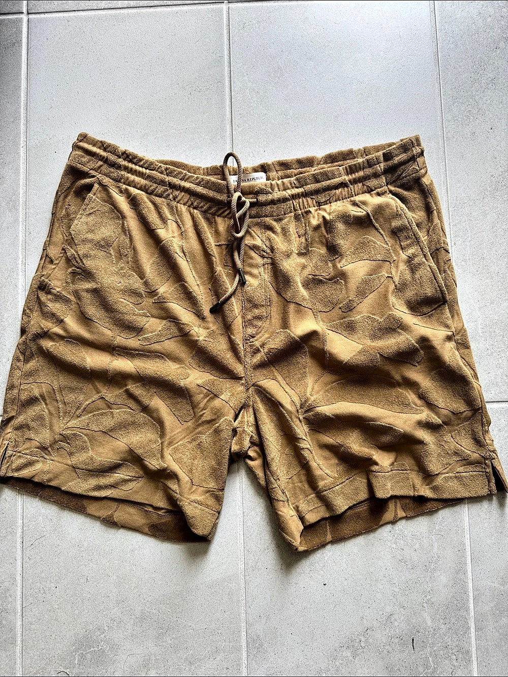 Banana Republic 7" Terry Pull-On Short Shorts Brown XL